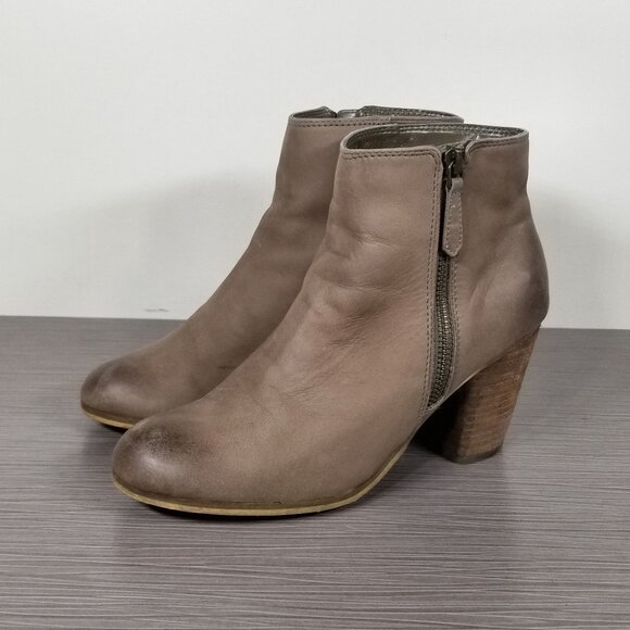 BP. Trolley Ankle Bootie, Tan Leather, Womens Size 7.5 M - Picture 3 of 12